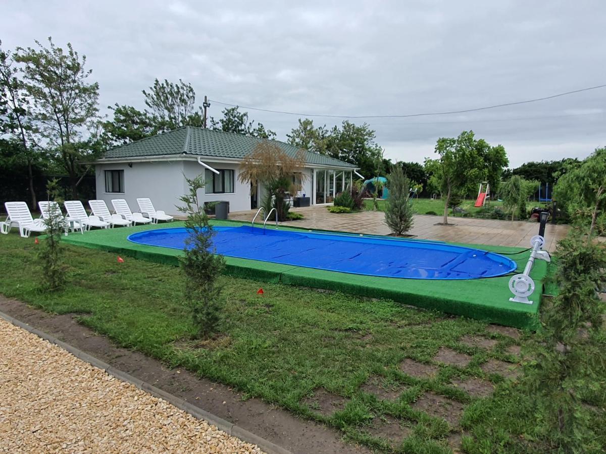 Casa Elis Piscina, Jacuzzy , Sauna, Ciubar Merei Exterior foto