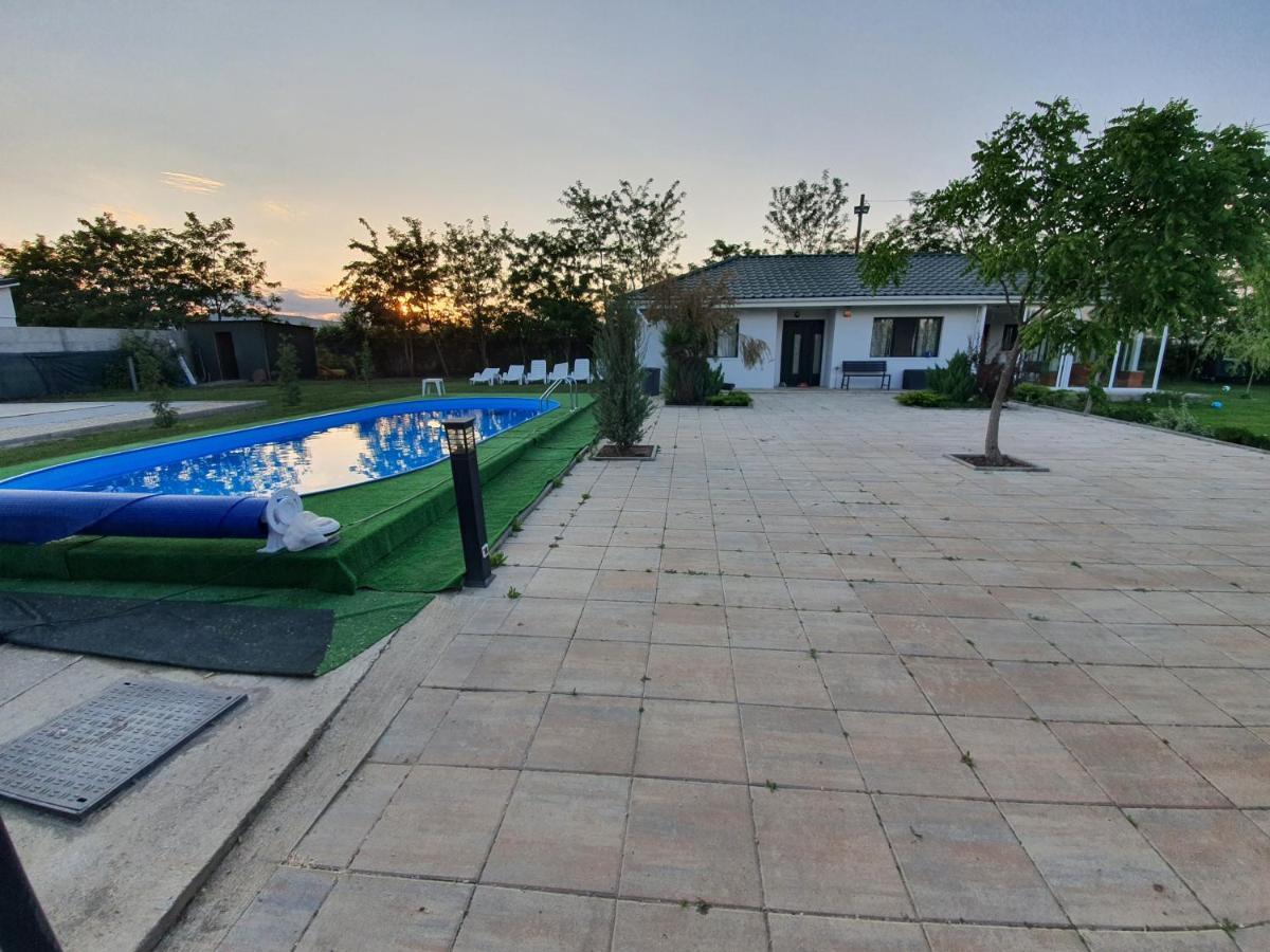 Casa Elis Piscina, Jacuzzy , Sauna, Ciubar Merei Exterior foto