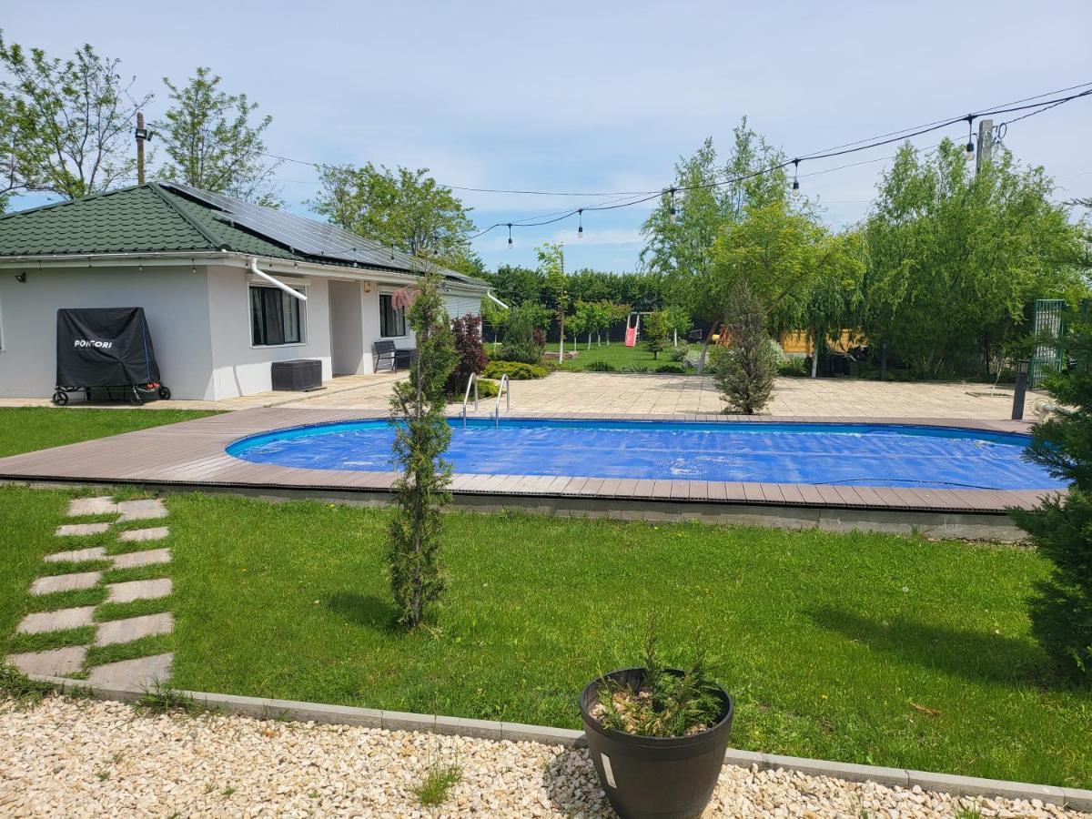 Casa Elis Piscina, Jacuzzy , Sauna, Ciubar Merei Exterior foto